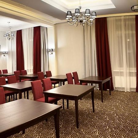 Kiroff Hotel Kharkiv Extérieur photo