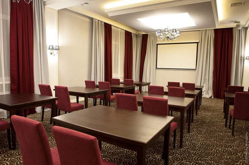 Kiroff Hotel Kharkiv Extérieur photo