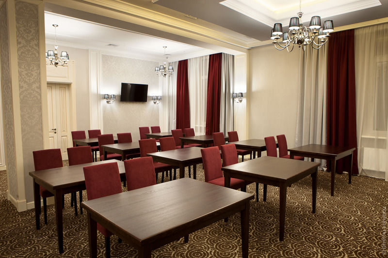Kiroff Hotel Kharkiv Extérieur photo