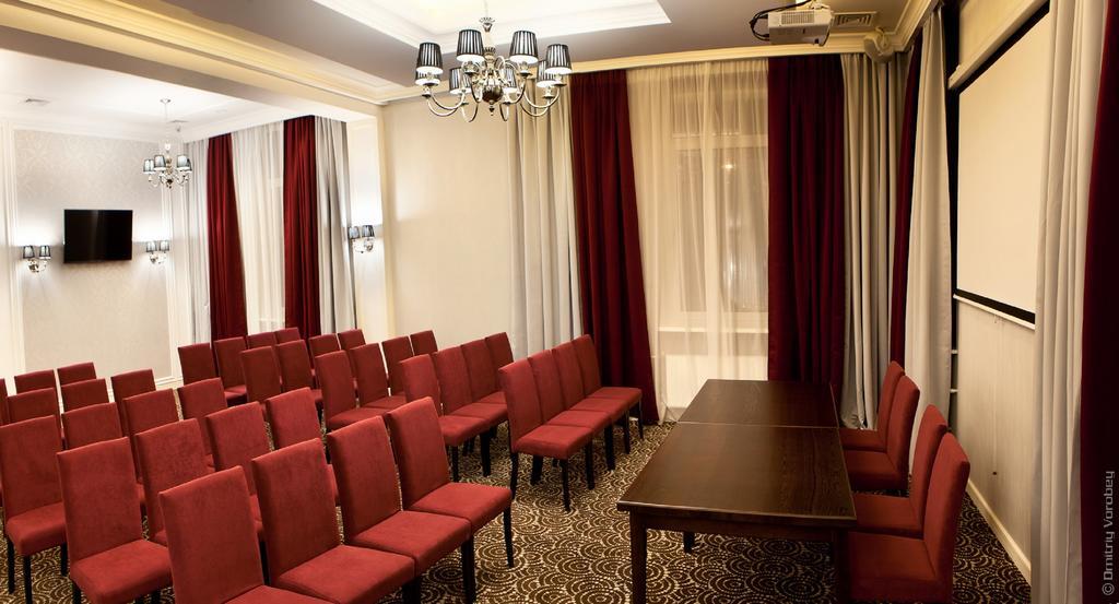 Kiroff Hotel Kharkiv Extérieur photo
